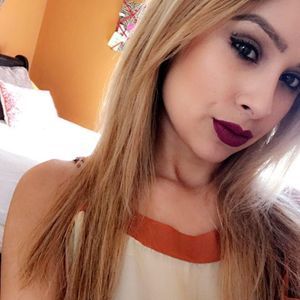 Meet your Posher, Laura guadalupe